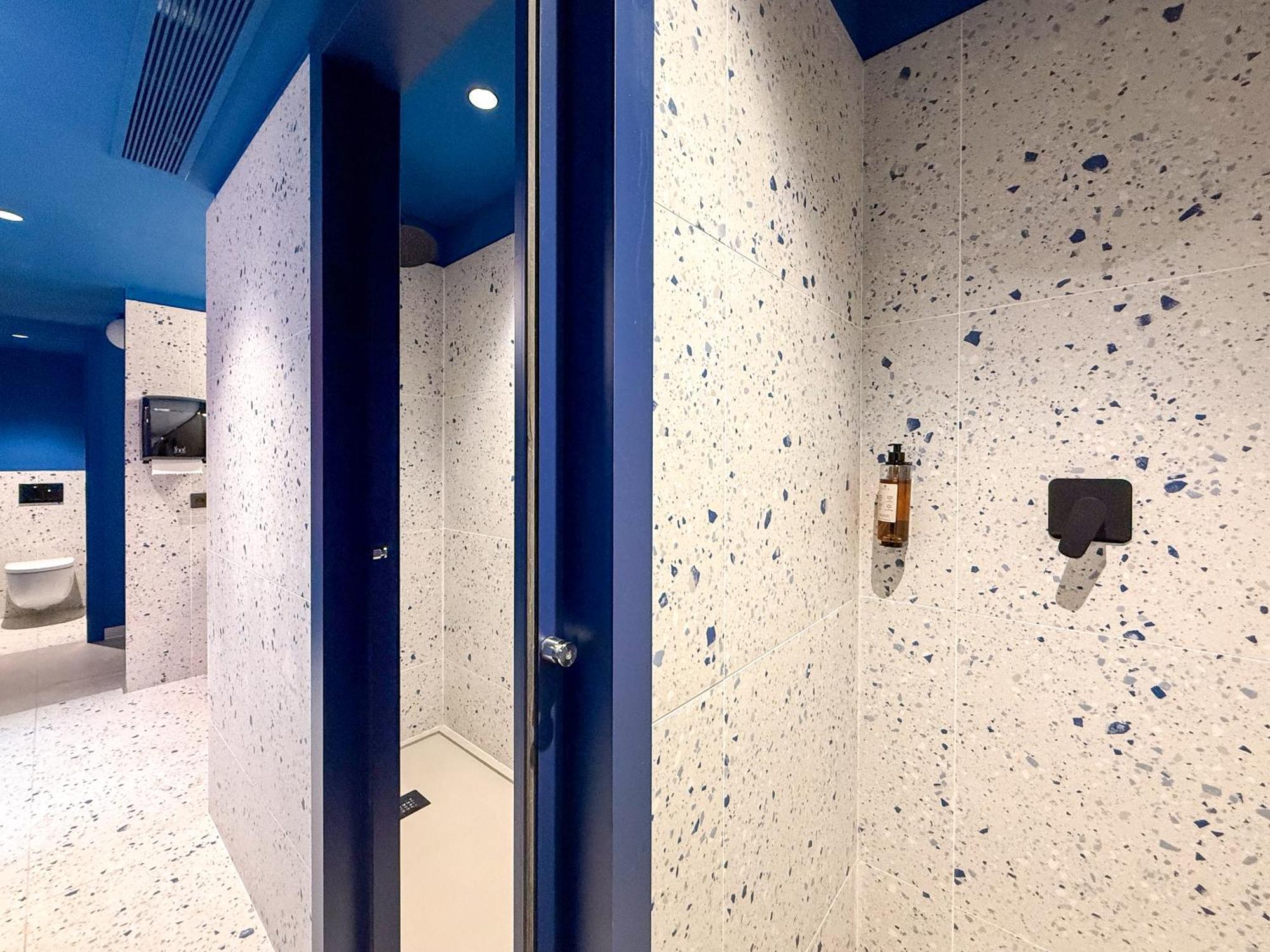 Coeo Hernan Ruiz Rooftop Pool Hostel Málaga Eksteriør bilde