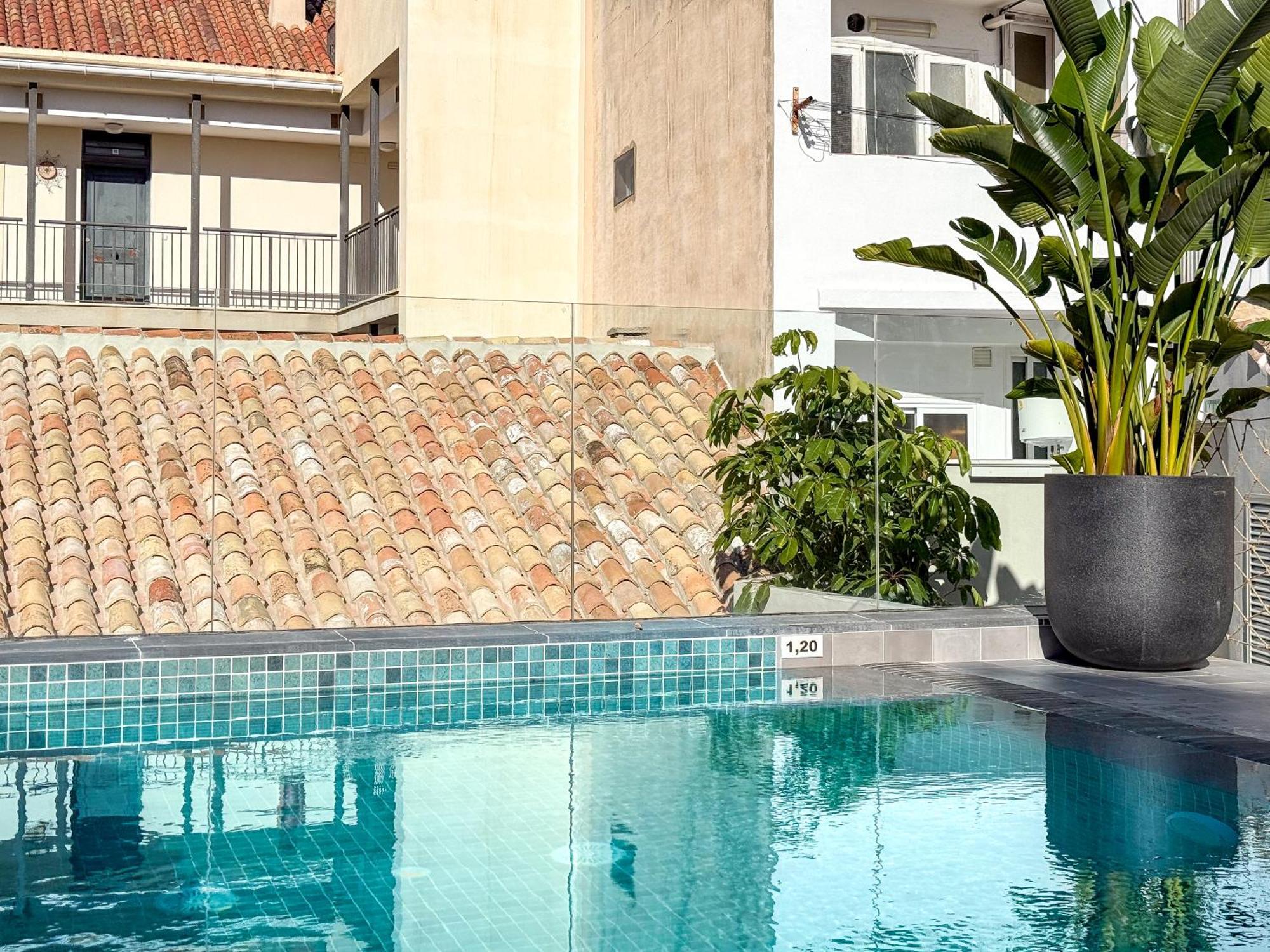 Coeo Hernan Ruiz Rooftop Pool Hostel Málaga Eksteriør bilde