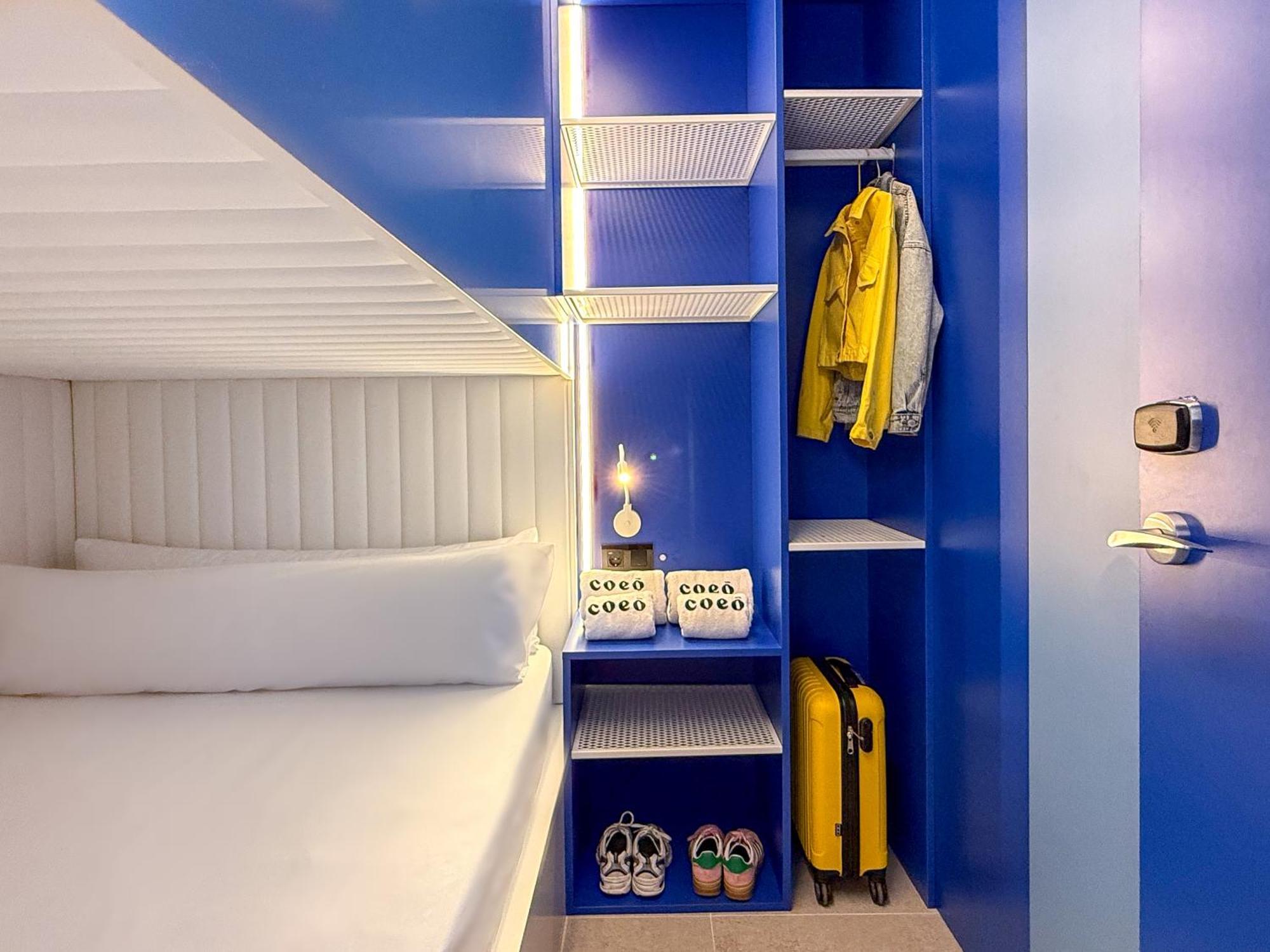 Coeo Hernan Ruiz Rooftop Pool Hostel Málaga Rom bilde