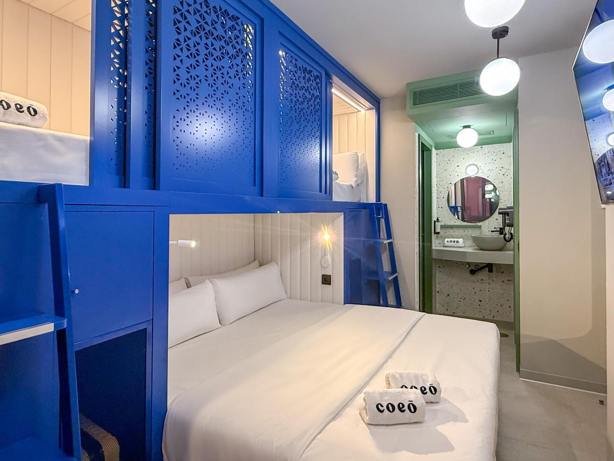Coeo Hernan Ruiz Rooftop Pool Hostel Málaga Rom bilde