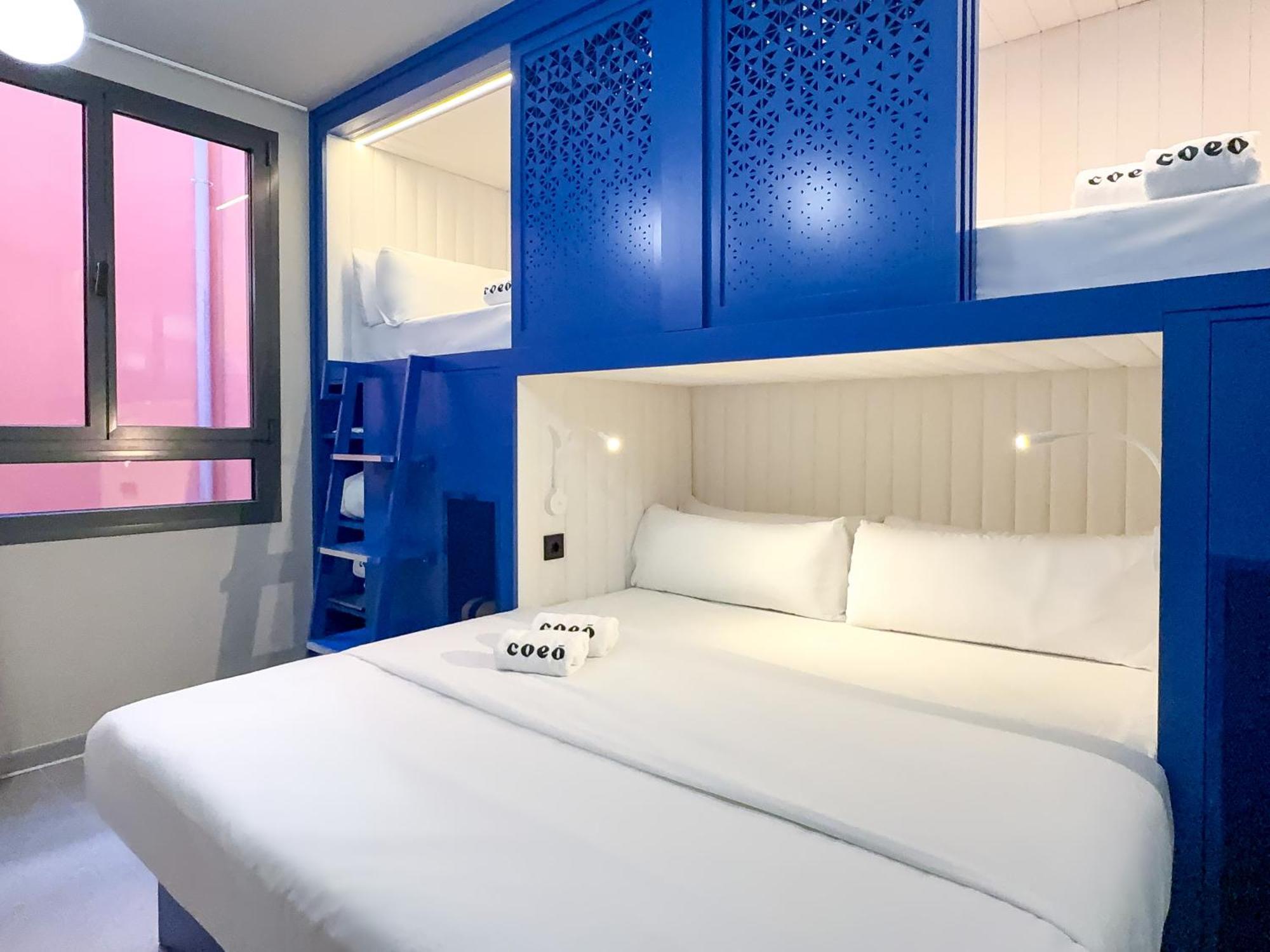Coeo Hernan Ruiz Rooftop Pool Hostel Málaga Rom bilde