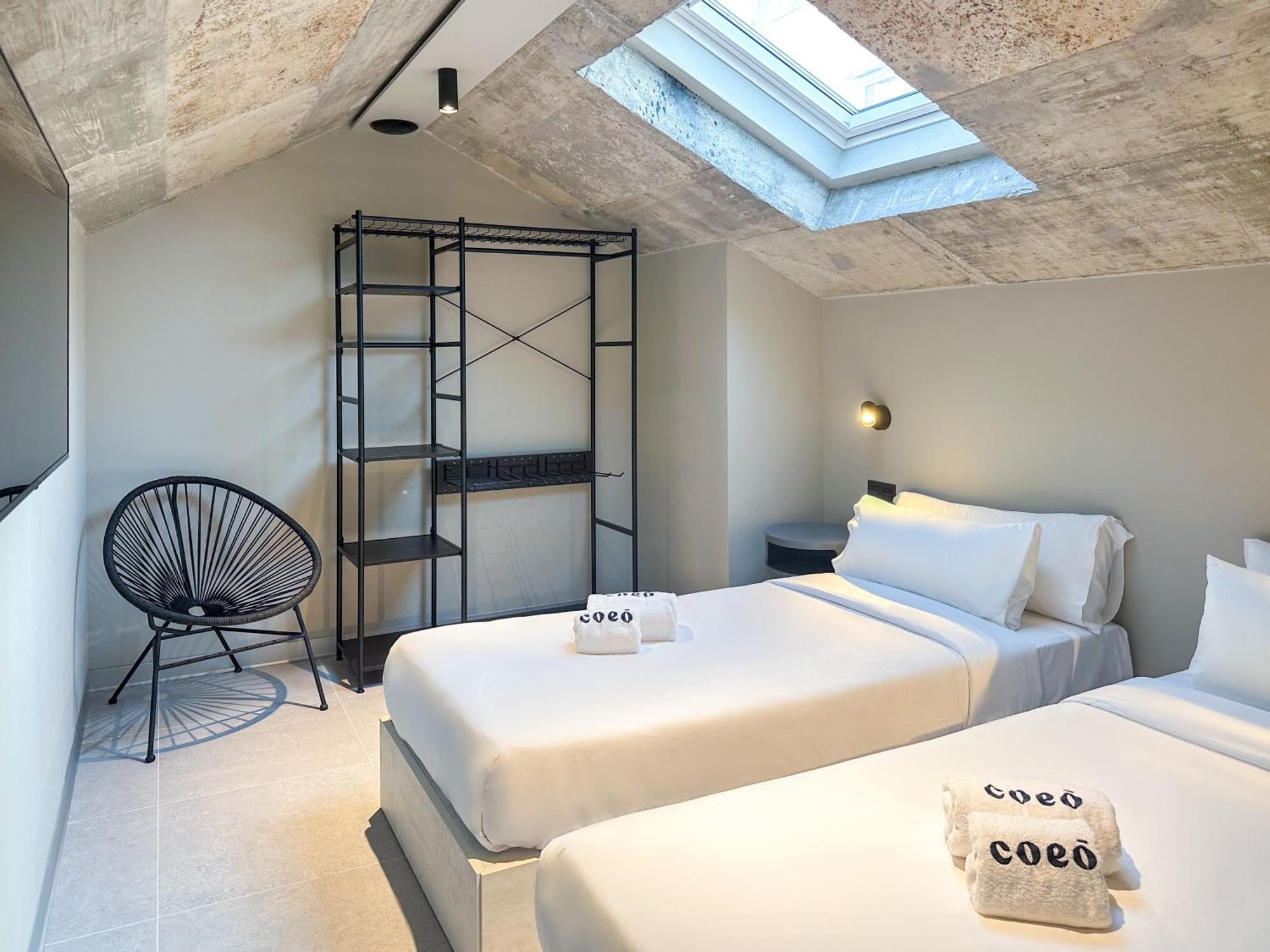 Coeo Hernan Ruiz Rooftop Pool Hostel Málaga Rom bilde