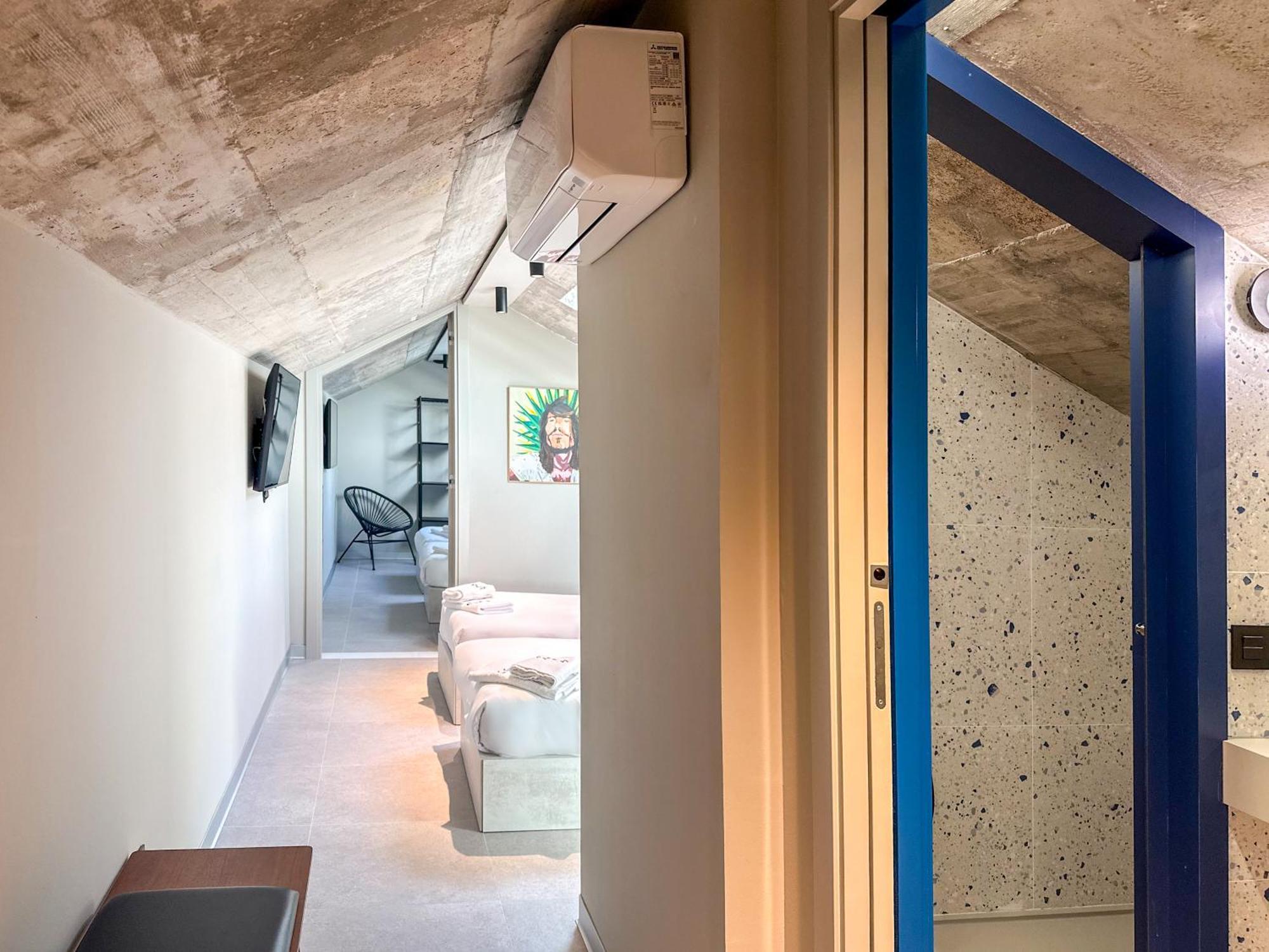 Coeo Hernan Ruiz Rooftop Pool Hostel Málaga Rom bilde